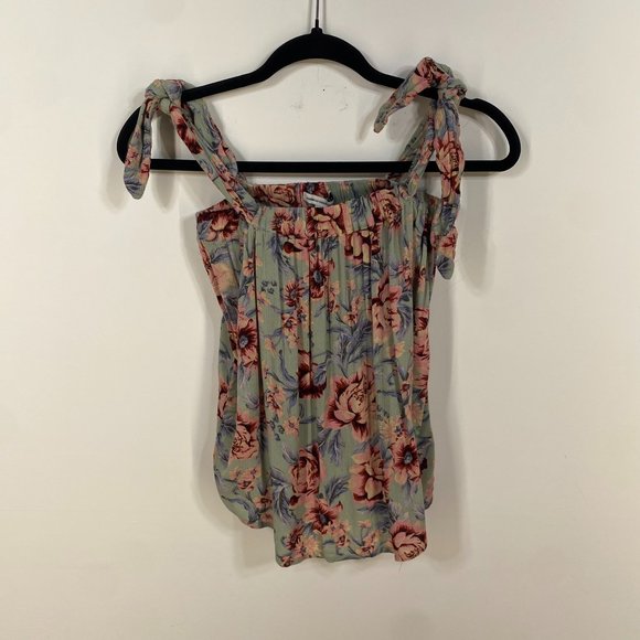 American Eagle Outfitters Tops - American Eagle Floral off the shoulder shirt, Size S